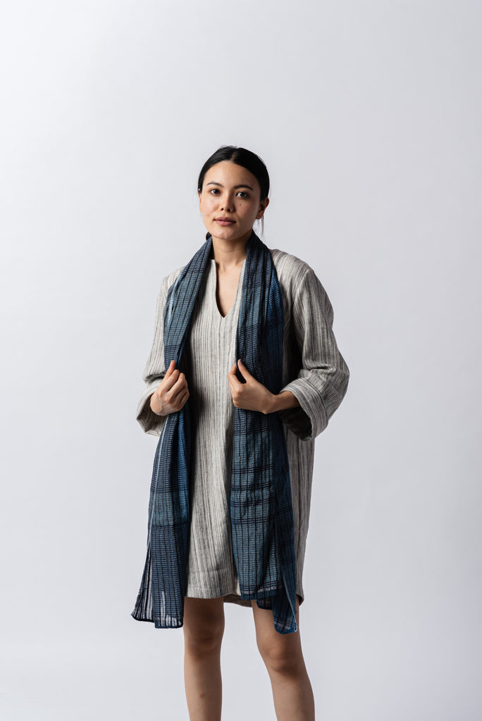 Blue and black khadi stole, non fast fashion brands India, sustainable fashion labels, organic clothing logo, organic clothing India, all natural fiber clothing, India made organic clothing, women's clothing accessories online, women's clothing and accessories online, minimalist dressing, minimalist fall wardrobe