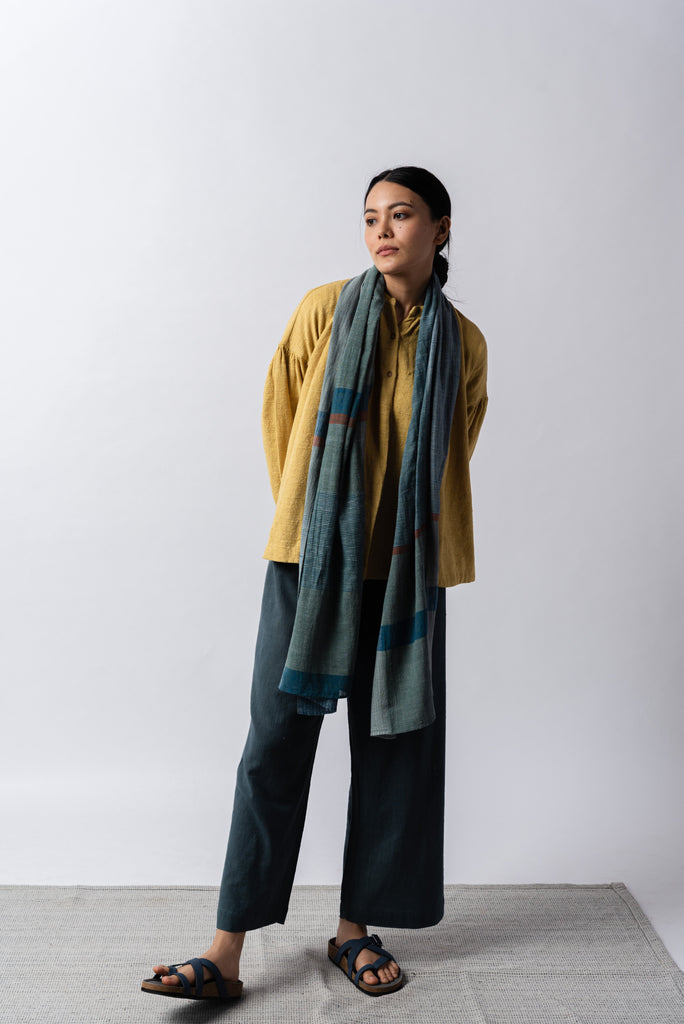 Blue handspun stole, women's ethical fashion, best sustainable clothing brands 2019, organic cotton clothing India, organic cotton jacket, cotton clothing India online, cotton on clothes for ladies, women's plus size natural fiber clothing, women's quality clothing brands, minimalist outfits fall, minimalist outfits summer