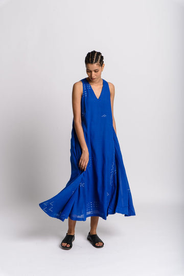 Pleats and Weaves Dress, ethical sustainable clothing brands, fashion brands that are sustainable, 100 organic cotton women's clothing, organic cotton clothes online shop, all cotton women's clothing, buy cotton clothes online, all cotton women's clothing, cotton clothing for women, minimalist clothing, modern minimalist clothing