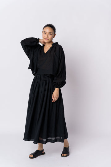 Classic black pull-on skirt, ethical sustainable clothing brands, fashion brands that are sustainable, 100 organic cotton women's clothing, organic cotton clothes online shop, all cotton women's clothing, buy cotton clothes online, all cotton women's clothing, cotton clothing for women, minimalist clothing, modern minimalist clothing