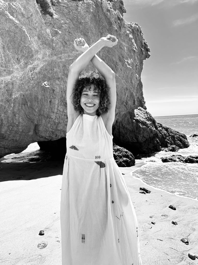 Ivory gathered midi dress, conscious clothing brands, conscious fashion brands, organic clothing catalog, organic clothing companies, all natural cotton clothing, best organic cotton clothing, 100 cotton sweatshirt women's, affordable quality women's clothing, black minimalist fashion, casual minimalist fashion