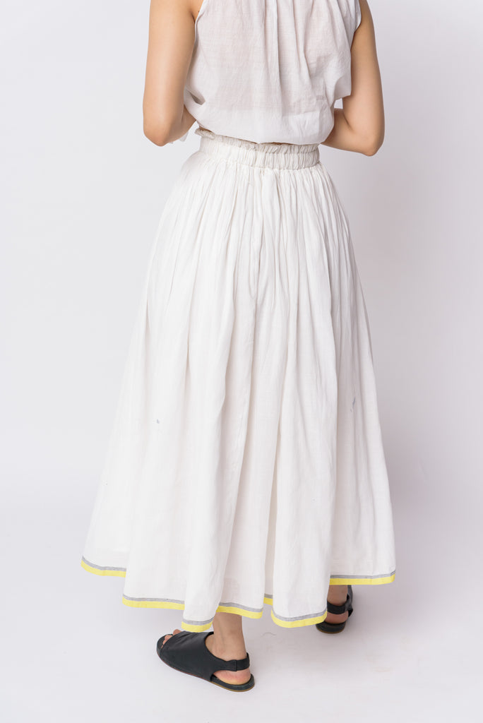 Pearl white pull-on skirt, most sustainable clothing brands, popular sustainable clothing brands, organic cotton clothing, organic women's clothing, cotton all clothing store, women's cotton clothing online, women's cotton clothing store, organic cotton women's clothing, black minimalist clothing, minimalist clothing designers